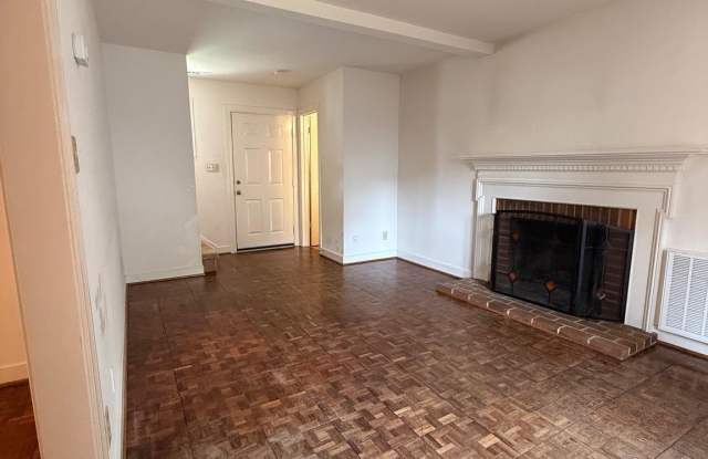 1446 KENMORE Avenue Gallery 4