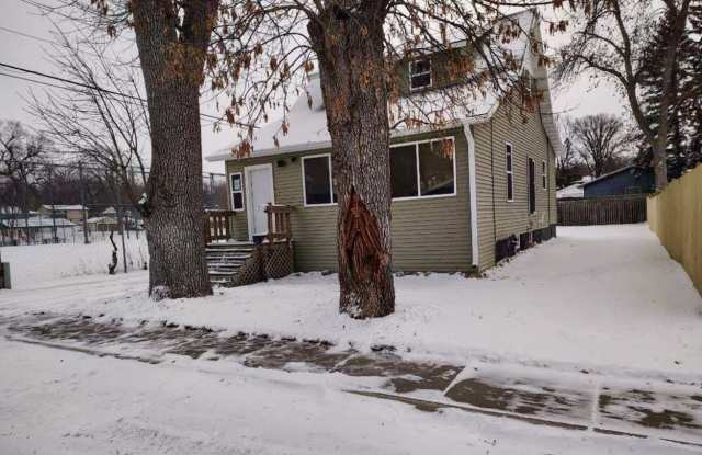 316 North Oak Street photos photos