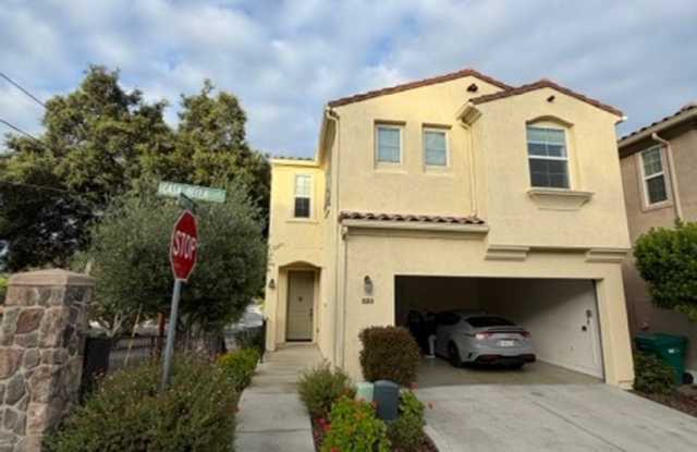 Beautiful home for rent in Atascadero photos photos