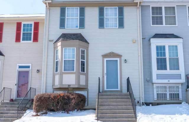 37 JOYCETON Way photos photos