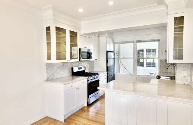 2235 Laguna St photos photos