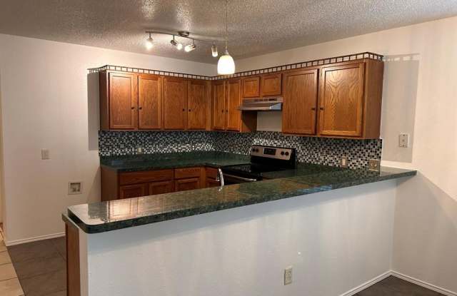 12813 Dove Field Lane Gallery 3