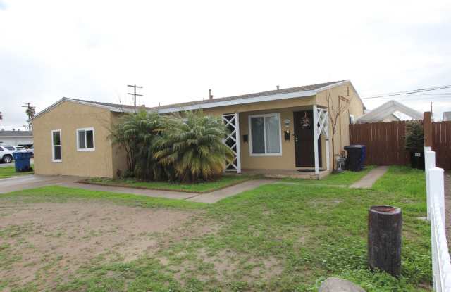 3 Bedroom 1 Bathroom Home in San Diego photos photos