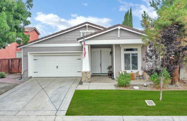 Spacious Single Story 4-Bedroom Home with SOLAR in The Lakes Community – Discovery Bay photos photos