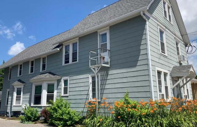 2416 Atwood Avenue photos photos
