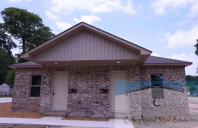 304 Olive Street - 304 Olive Street, Trumann, AR 72472