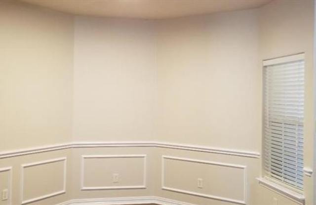6925 Andress Drive Gallery 2