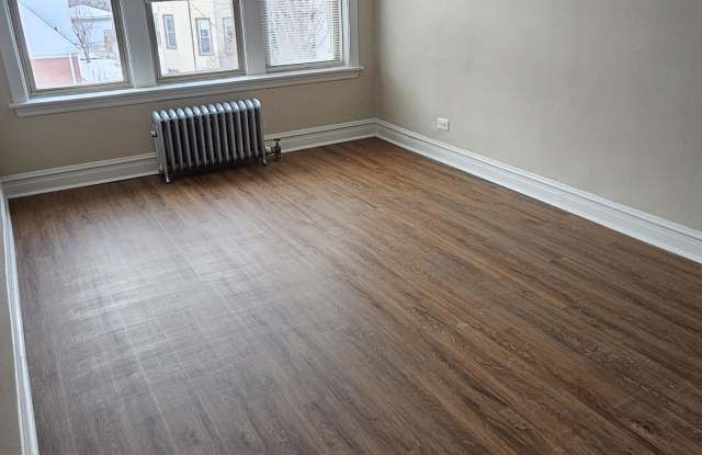 4103 North Kenmore Avenue photos photos