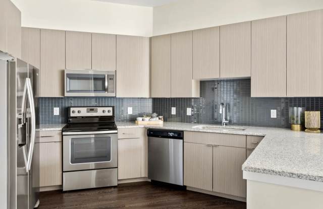 The Roosevelt Arlington Commons photos photos