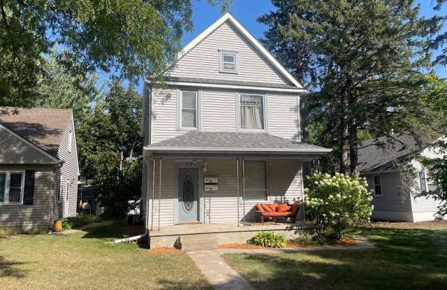 29 Van Buren Ave S - 29 Van Buren Avenue South, Hopkins, MN 55343
