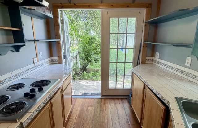 184 3rd Street - 2 Gallery 3