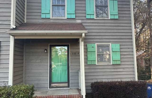 Dual Primary Bedrooms! Great for Roommates! Convenient to NCSU! photos photos