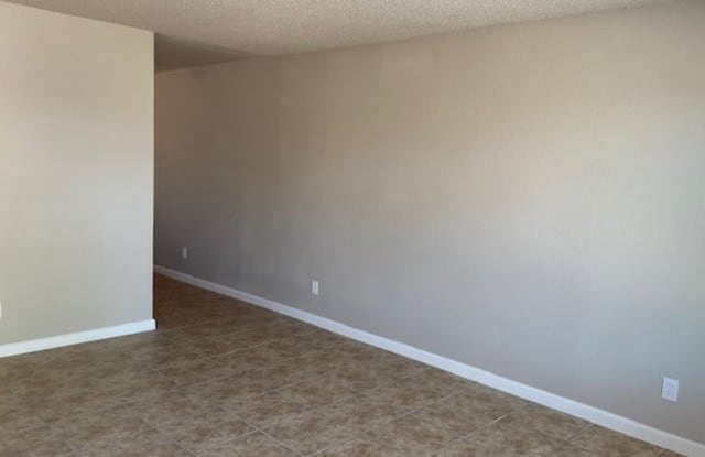 7515 W Palmaire Avenue - 7 - 7515 West Palmaire Avenue, Glendale, AZ 85303