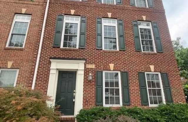 910 W GLEBE RD photos photos