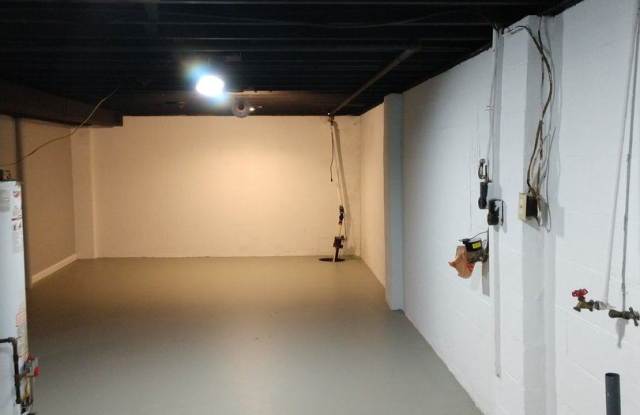 5453 Newport Road Gallery 3