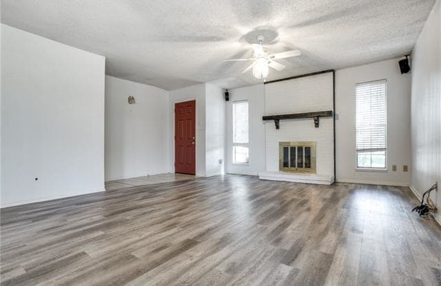 2224 Montclair Place - 2224 Montclair Place, Carrollton, TX 75007