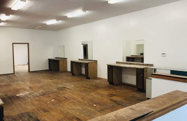 1623 Miami St Gallery 4