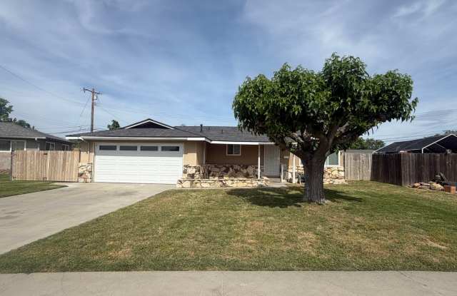 3 bedroom 2 bathroom in North Hanford photos photos