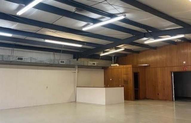 1701 W Center Street Gallery 3