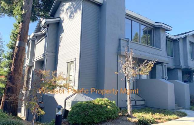 Updated Townhome in Sought After Walnut Creek Community ! Close To Restaurants  Shops ! photos photos