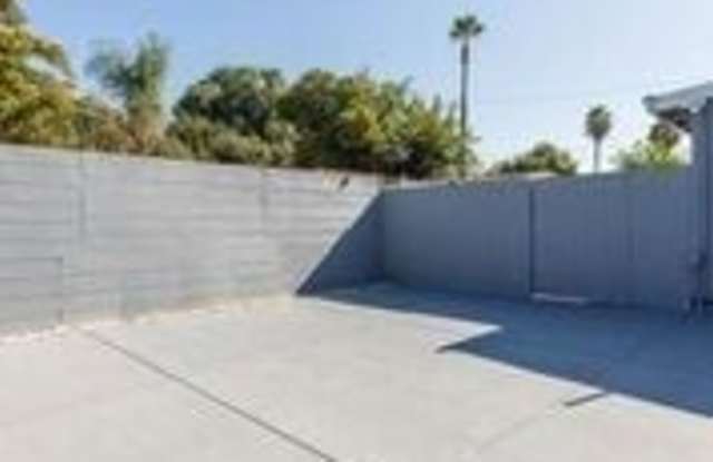 8216 Shirley Avenue Gallery 4