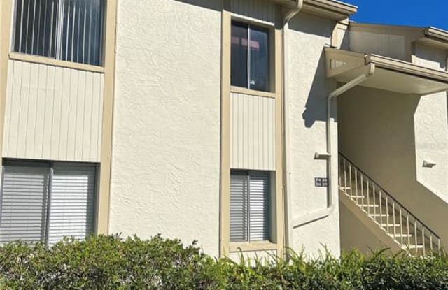 206 PALMETTO COURT - 206 Palmetto Court, East Lake, FL 34677
