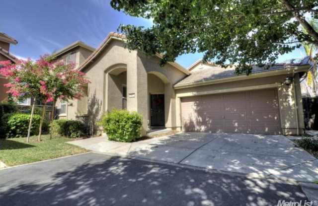 1411 Landmark Cir photos photos