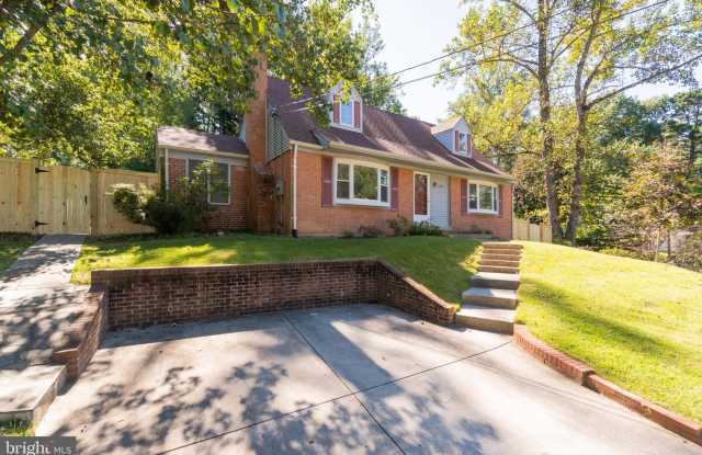 8209 SPRINGFIELD VILLAGE DRIVE Gallery 3