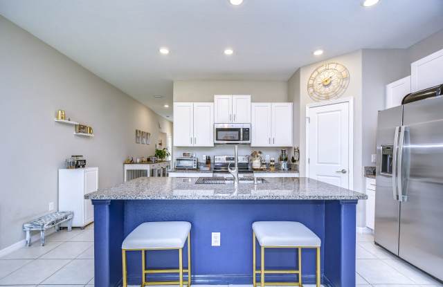 1412 Tahitian Sunrise Dr Gallery 4