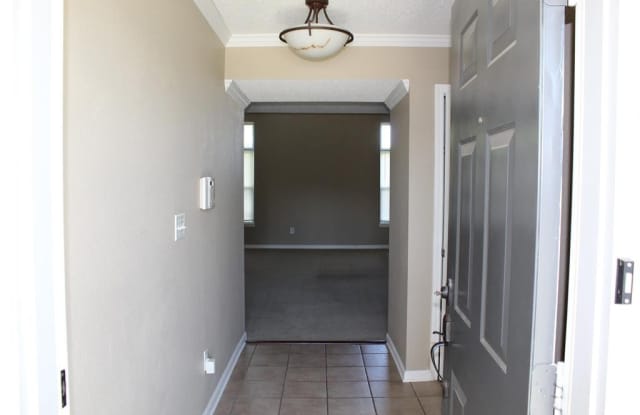 640 BLUE MEADOW Drive Gallery 3