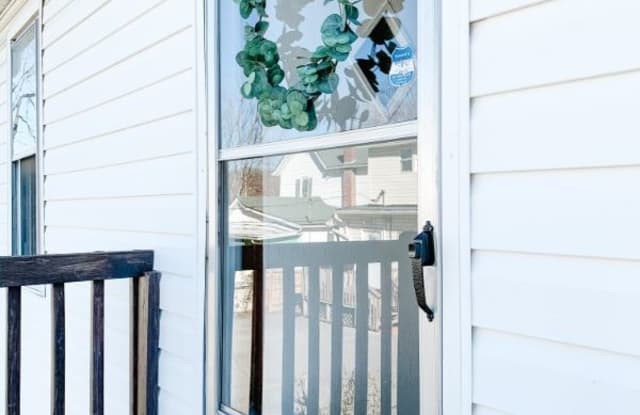 109 W. Maple Street 5 - 109 W Maple St, Johnson City, TN 37604