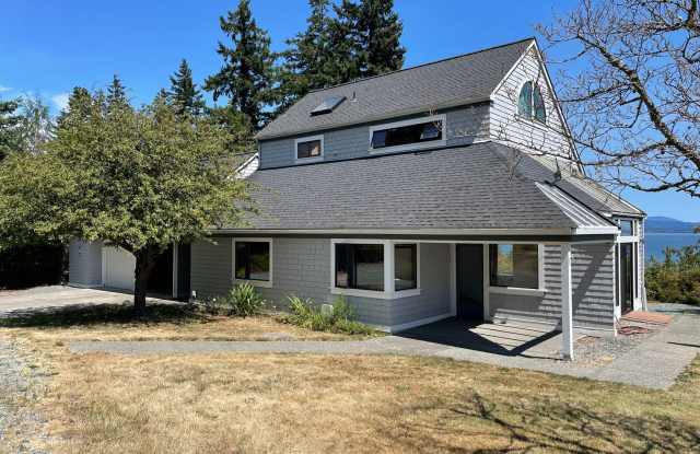 Lovely, Spacious Home with Stunning view of the Sound! photos photos