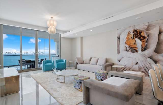 17901 Collins Avenue Gallery 1