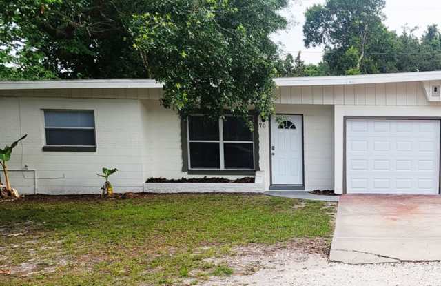 3 Bedroom 2 Bath with Fenced in Yard photos photos
