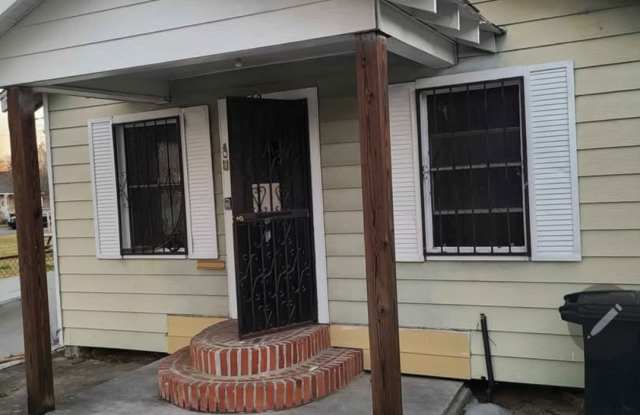 542 E Buchanan St photos photos