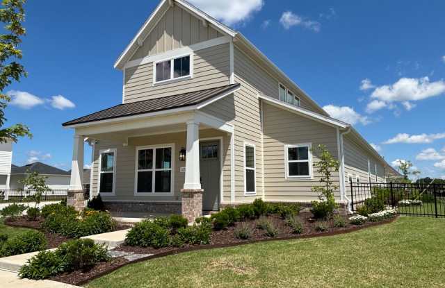 Beautiful 3-Bedroom, 2.5-Bath Home in a Prime Location! - 6704 Autumn Avenue, Springdale, AR 72762