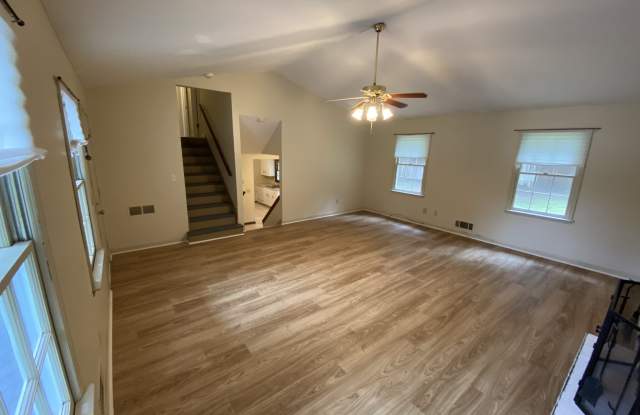 475 Radio Court Gallery 2