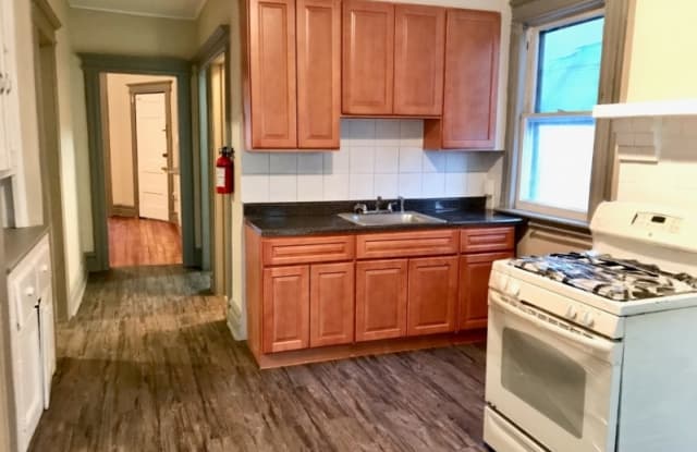 937 Grove St - 937 Grove St, Irvington, NJ 07111