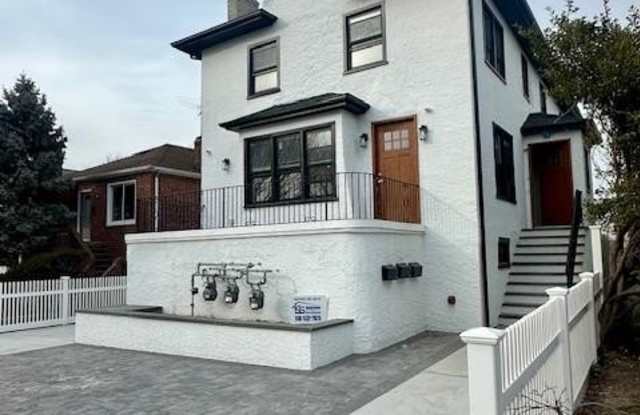 361 E Olive Street photos photos