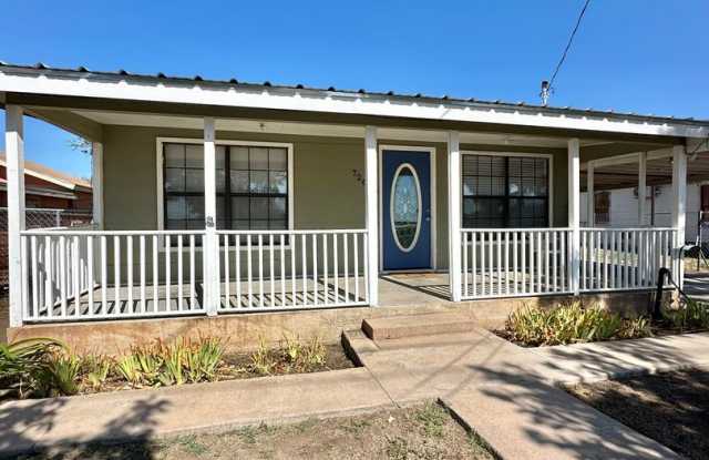 COMING SEPTEMBER 2026 | Cozy 2 Bedroom Home Walking Distance to Fort Concho! photos photos COMING SEPTEMBER 2026 | Cozy 2 Bedroom Home Walking Distance to Fort Concho! photos photos