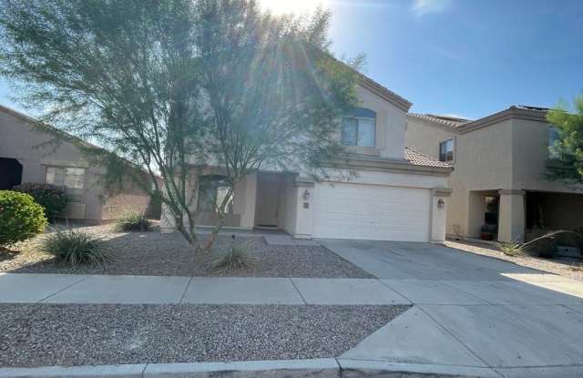 READY TO TOUR NOW! Gorgeous 3 Bedroom, 3 Bathroom located in Laveen Gallery 3