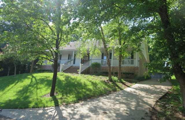1814 Boswell Ave. - 1814 Boswell Avenue, Branson, MO 65616