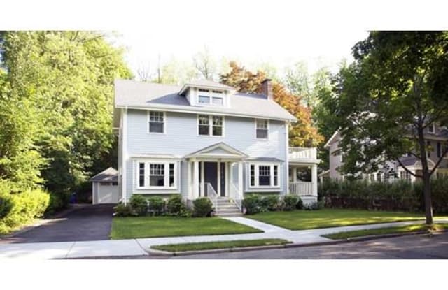 12 Vineyard Rd - 12 Vineyard Road, Newton, MA 02459
