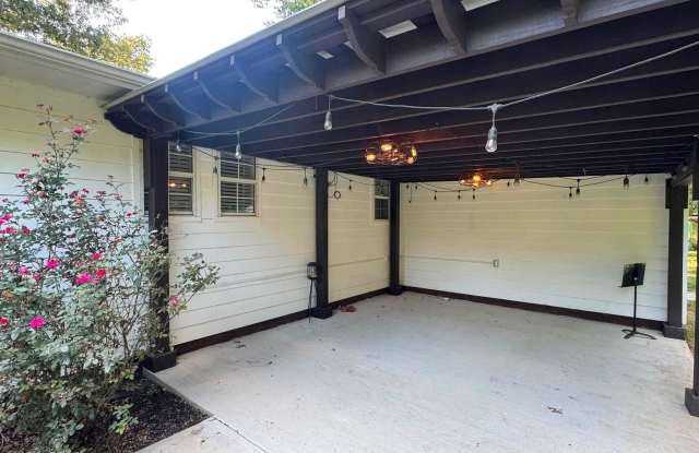 1498 GARLAND Dr Gallery 4
