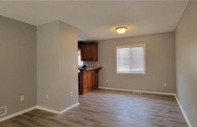 6512 Regency Lane Gallery 4