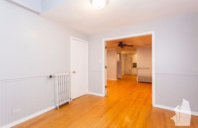 4904 N Rockwell St photos photos