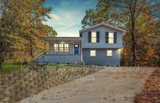 1056 Azalea Cir NE photos photos