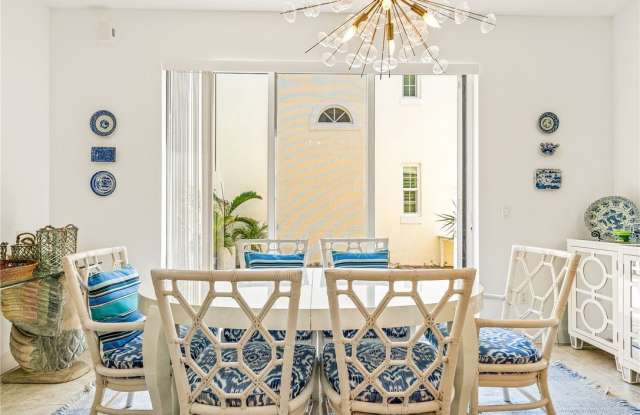 8755 Windy Oaks Court Gallery 4