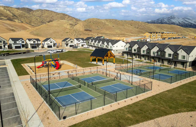 4275 North 325 East photos photos