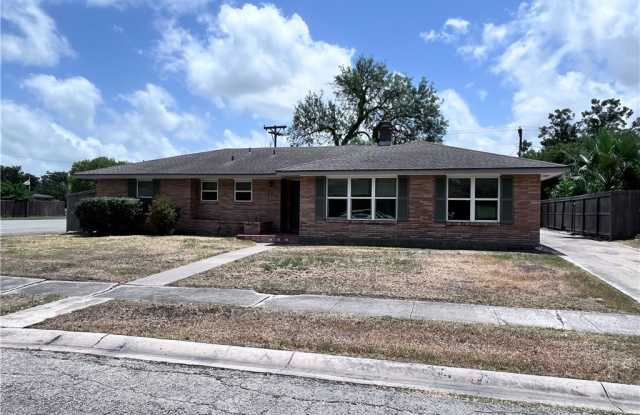 501 Dolphin Place photos photos
